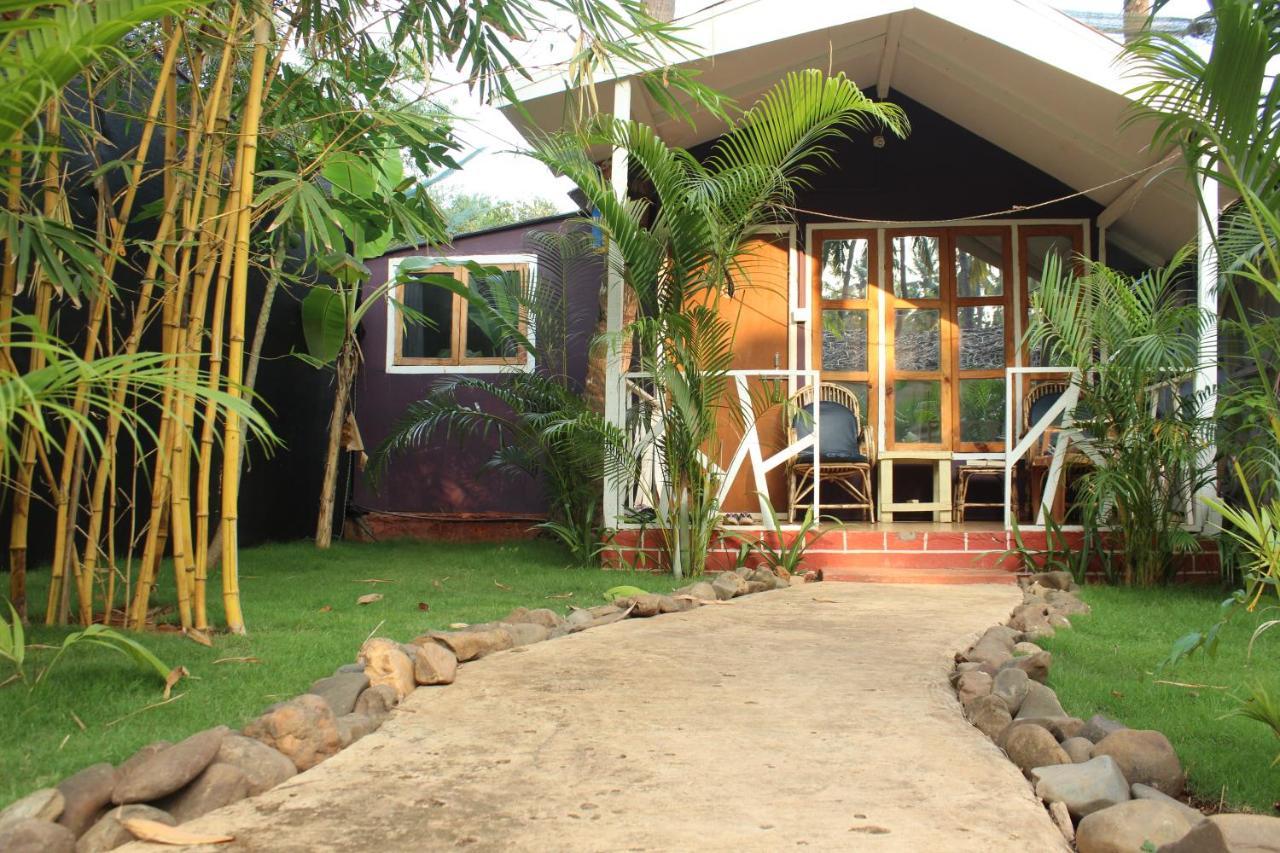 Sea Shades Palolem Resort Exterior photo